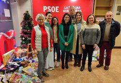 Entrega juguetes PSOE Totana