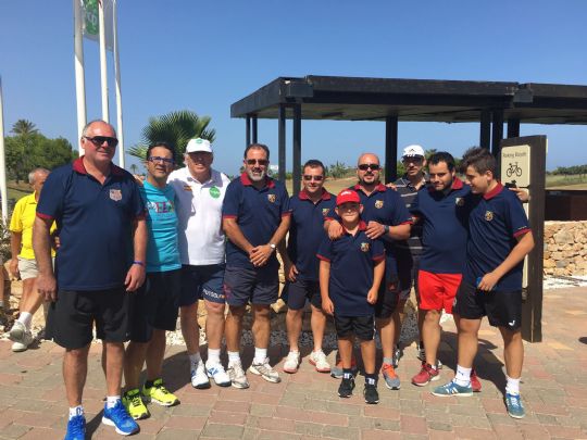 LA PEA BARCELONISTA DE TOTANA PARTICIPA EN EL TORNEO DE FUTGOLF QUE ORGANIZA JUAN MANUEL ASENSI