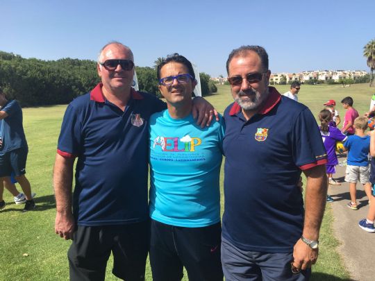 LA PEA BARCELONISTA DE TOTANA PARTICIPA EN EL TORNEO DE FUTGOLF QUE ORGANIZA JUAN MANUEL ASENSI