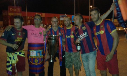 LOS SOCIOS DE LA PB TOTANA VIBRARON CON LA CONSECUCIN DE LA 5 CHAMPIONS