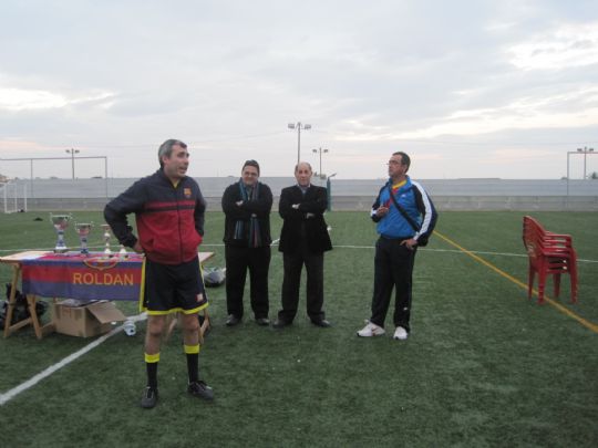 LA PB TOTANA GANA EL I TORNEO DE NAVIDAD DE FUTBOL 7 INTERPEAS JUGADO EN ROLDAN