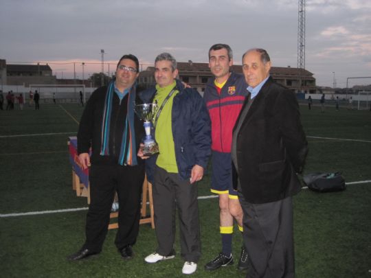 LA PB TOTANA GANA EL I TORNEO DE NAVIDAD DE FUTBOL 7 INTERPEAS JUGADO EN ROLDAN