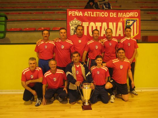 LA PEA BARCELONISTA DE TOTANA PARTICIPA EN EL PRIMER TRIANGULAR DE NAVIDAD.