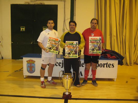 LA PEA BARCELONISTA DE TOTANA PARTICIPA EN EL PRIMER TRIANGULAR DE NAVIDAD.