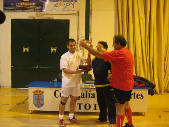 LA PEA BARCELONISTA DE TOTANA PARTICIPA EN EL PRIMER TRIANGULAR DE NAVIDAD.