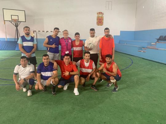 La Escuela de Ftbol de la Pea Barcelonista de Totana en el Centro Penitenciario de Murcia ayuda a 50 personas privadas de libertad a mejorar sus hbitos saludables a travs del deporte