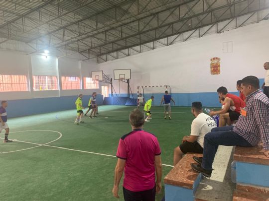 La Escuela de Ftbol de la Pea Barcelonista de Totana en el Centro Penitenciario de Murcia ayuda a 50 personas privadas de libertad a mejorar sus hbitos saludables a travs del deporte