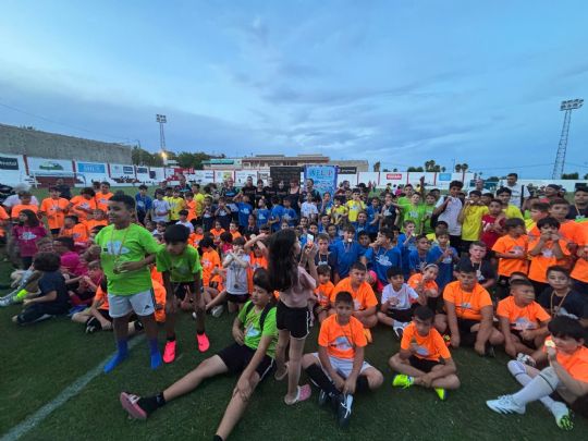 Gran xito de participacin en el II torneo solidario de ftbol base de los centros educativos de Totana