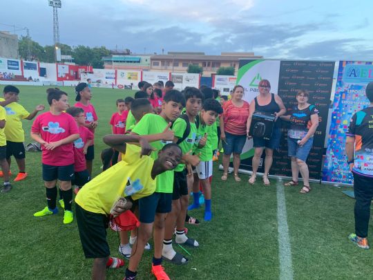 Gran xito de participacin en el II torneo solidario de ftbol base de los centros educativos de Totana